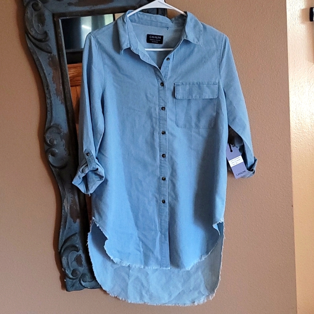 NWOT Cavalini denim top